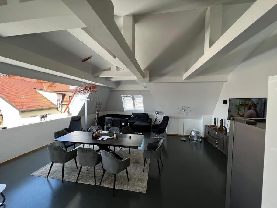 6 Zimmer Maisonette-Penthouse Pool Dachterrasse Luxus Мюнхен Екстериор снимка