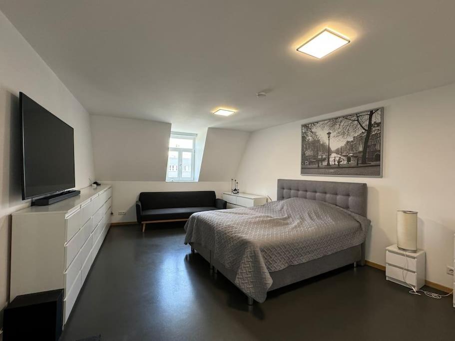 6 Zimmer Maisonette-Penthouse Pool Dachterrasse Luxus Мюнхен Екстериор снимка